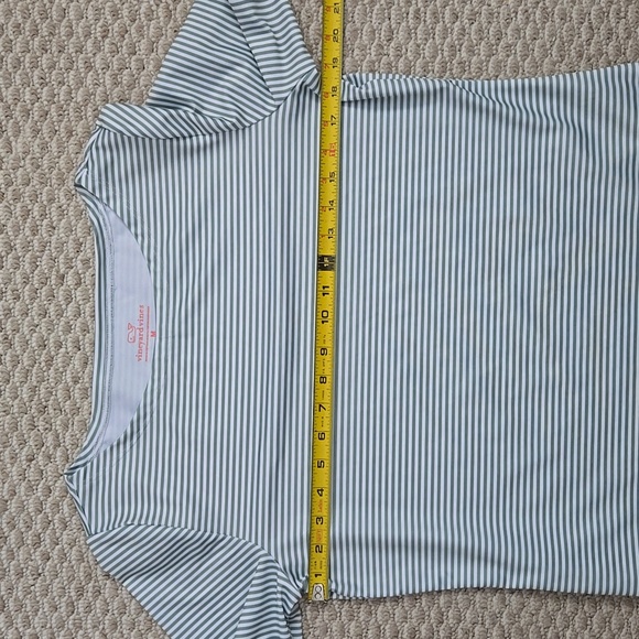 Green and White Striped Vineyard Vines Slub Shirt Size Medium - Picture 8 of 9